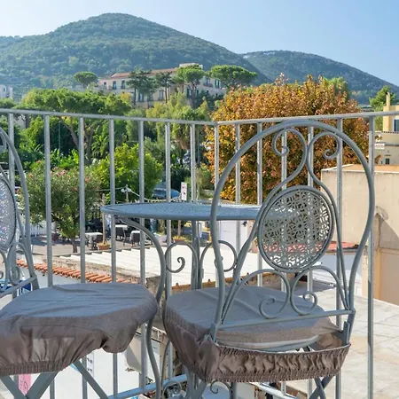 Nuovissimo Al Centro E Rilassante * Ischia