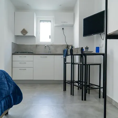 Apartment Nuovissimo Al Centro E Rilassante Ischia